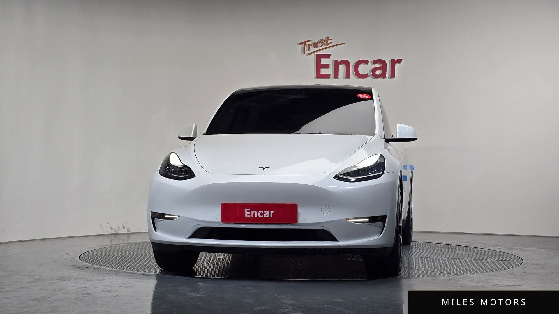 Tesla Model Y 2021 — миниатюра 3