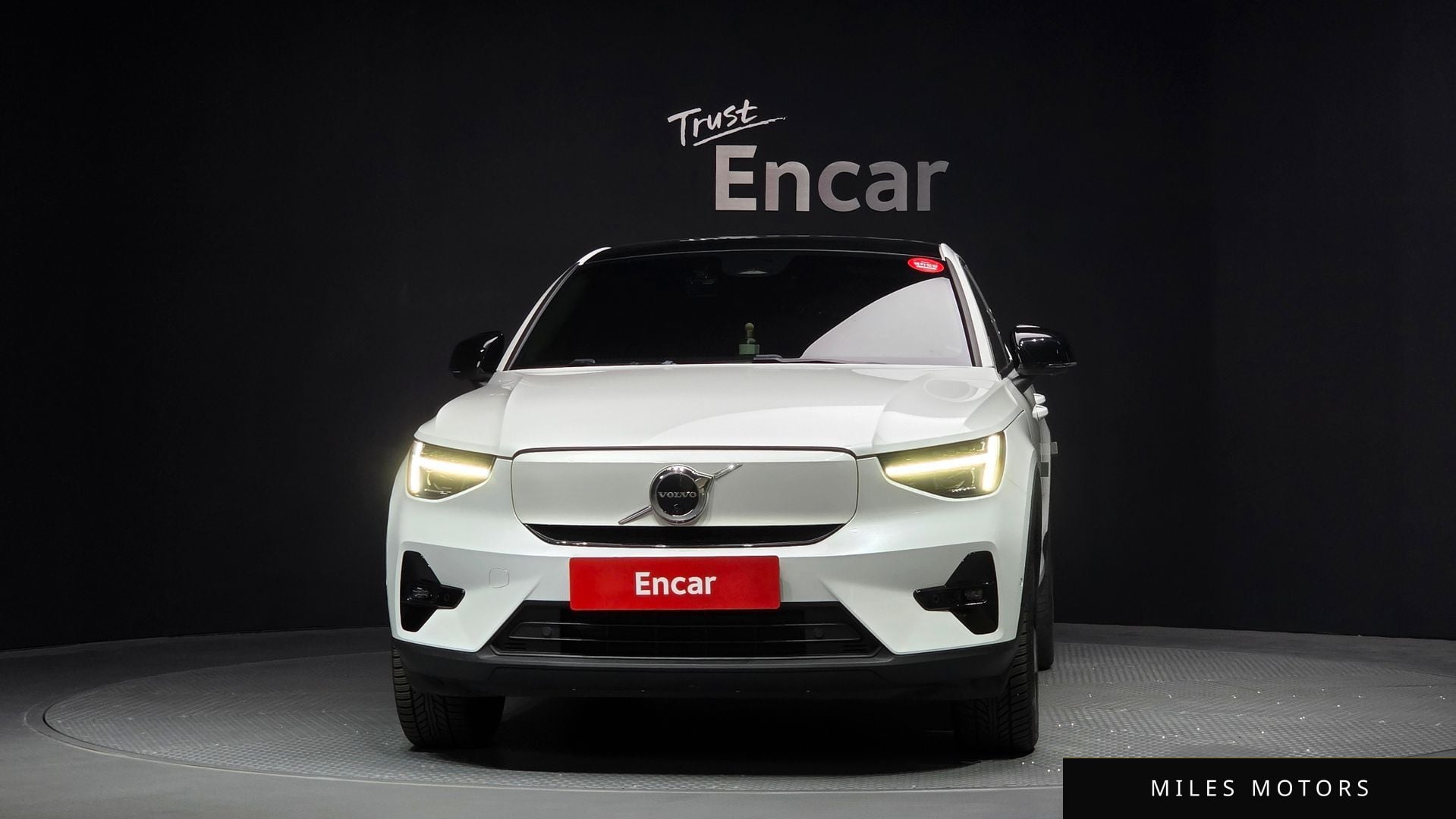 Volvo C40 2023 — миниатюра 3