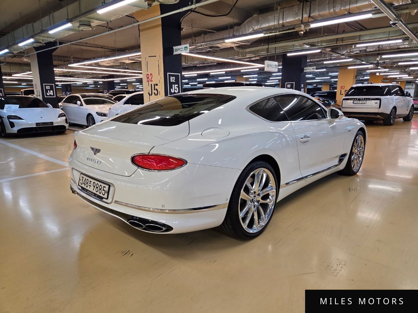 Bentley Continental GT 2023 — миниатюра 5