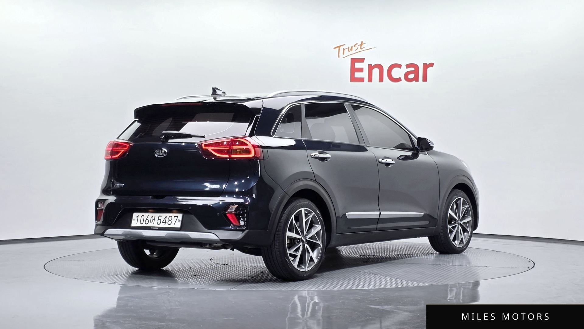 Kia Niro 2020 — фото 1 из 12