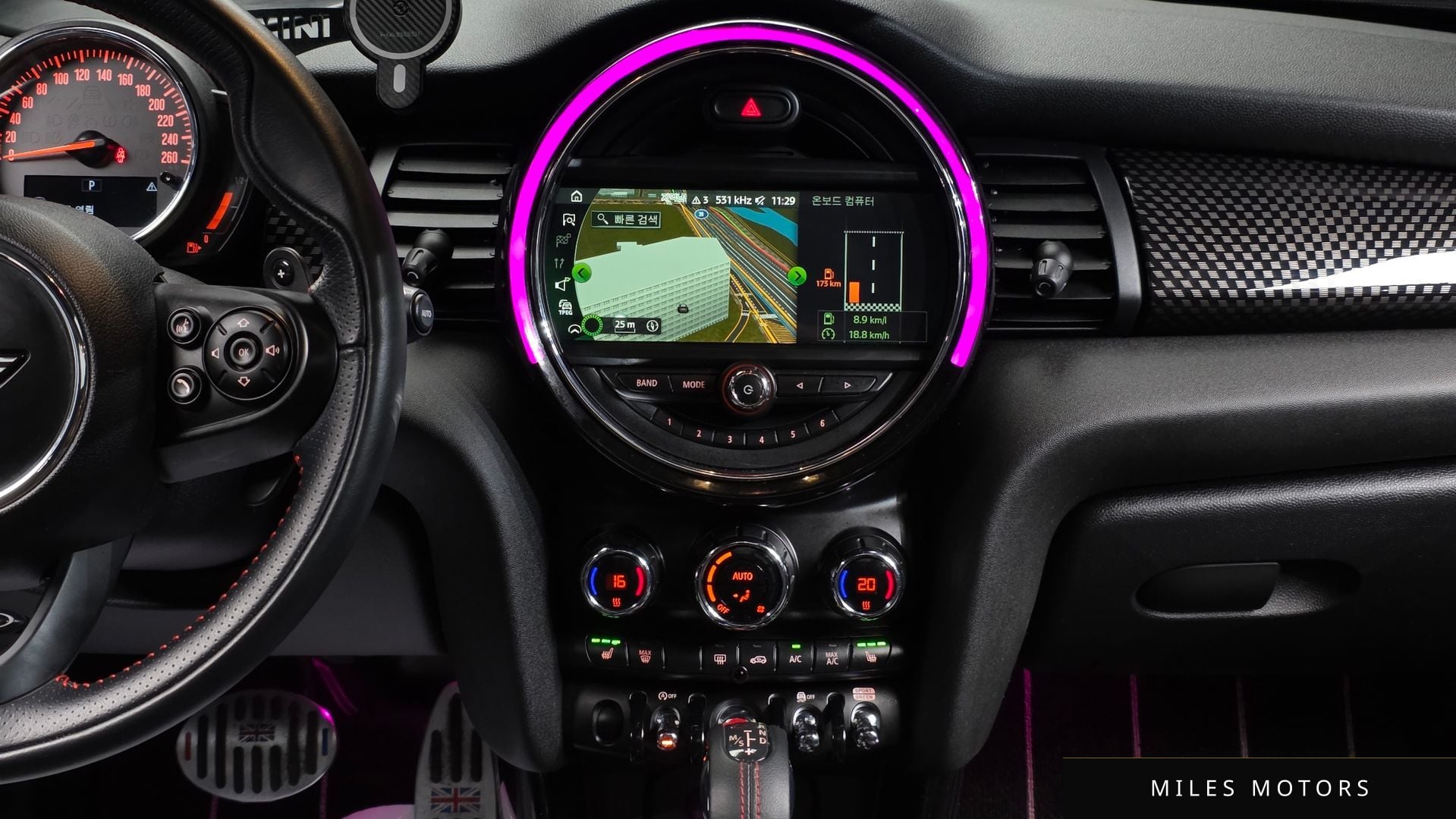 MINI Cooper S 2019 — миниатюра 12