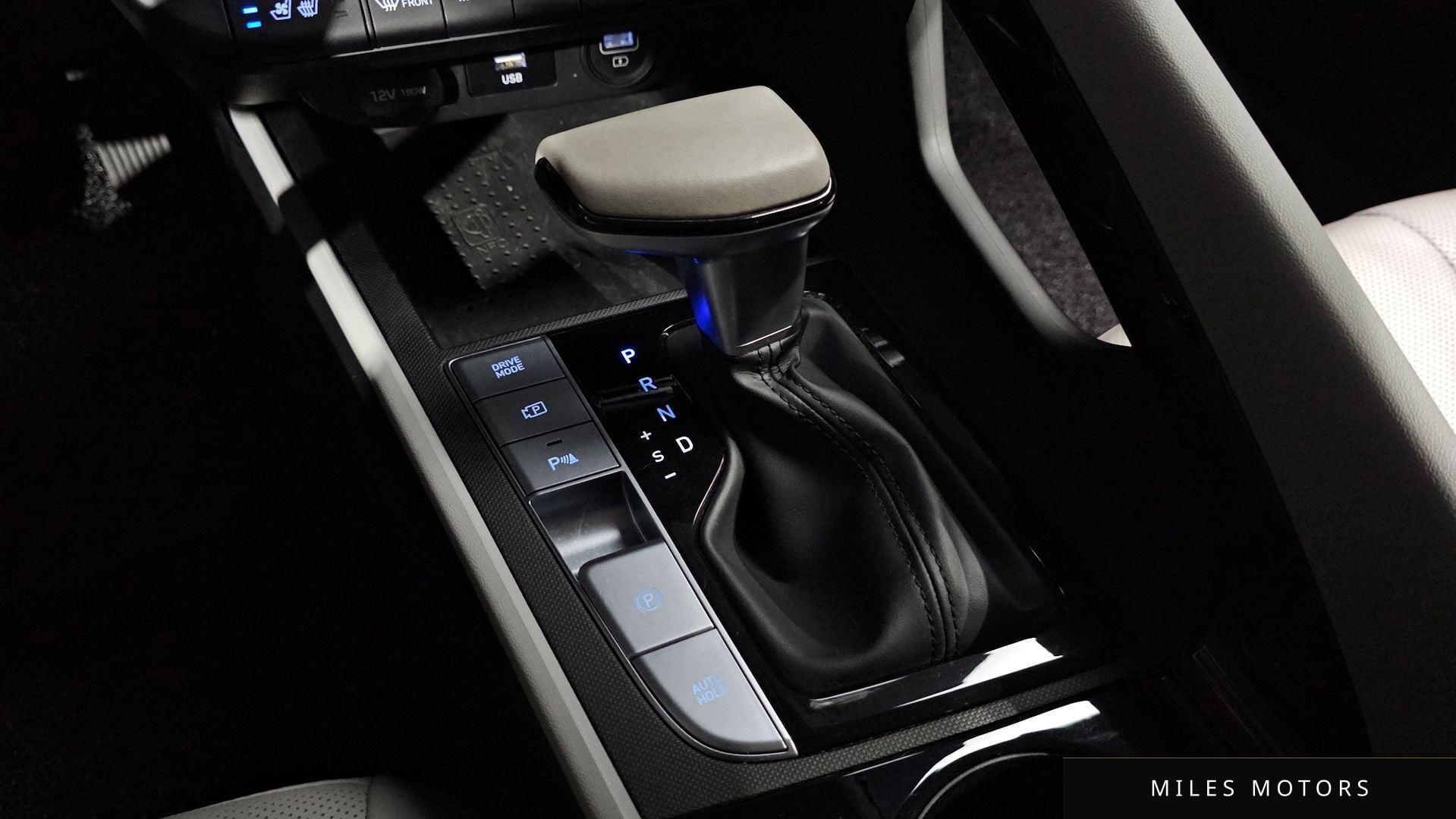 Hyundai AVANTE 2021 — миниатюра 9