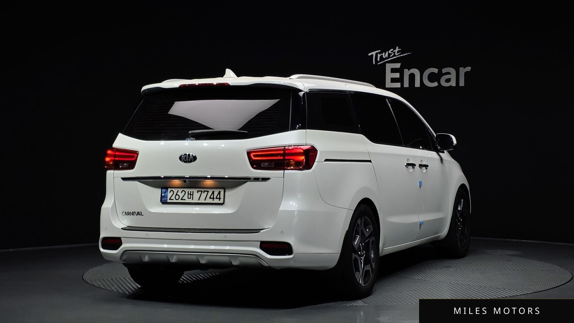 Kia Canival 2019 — миниатюра 2