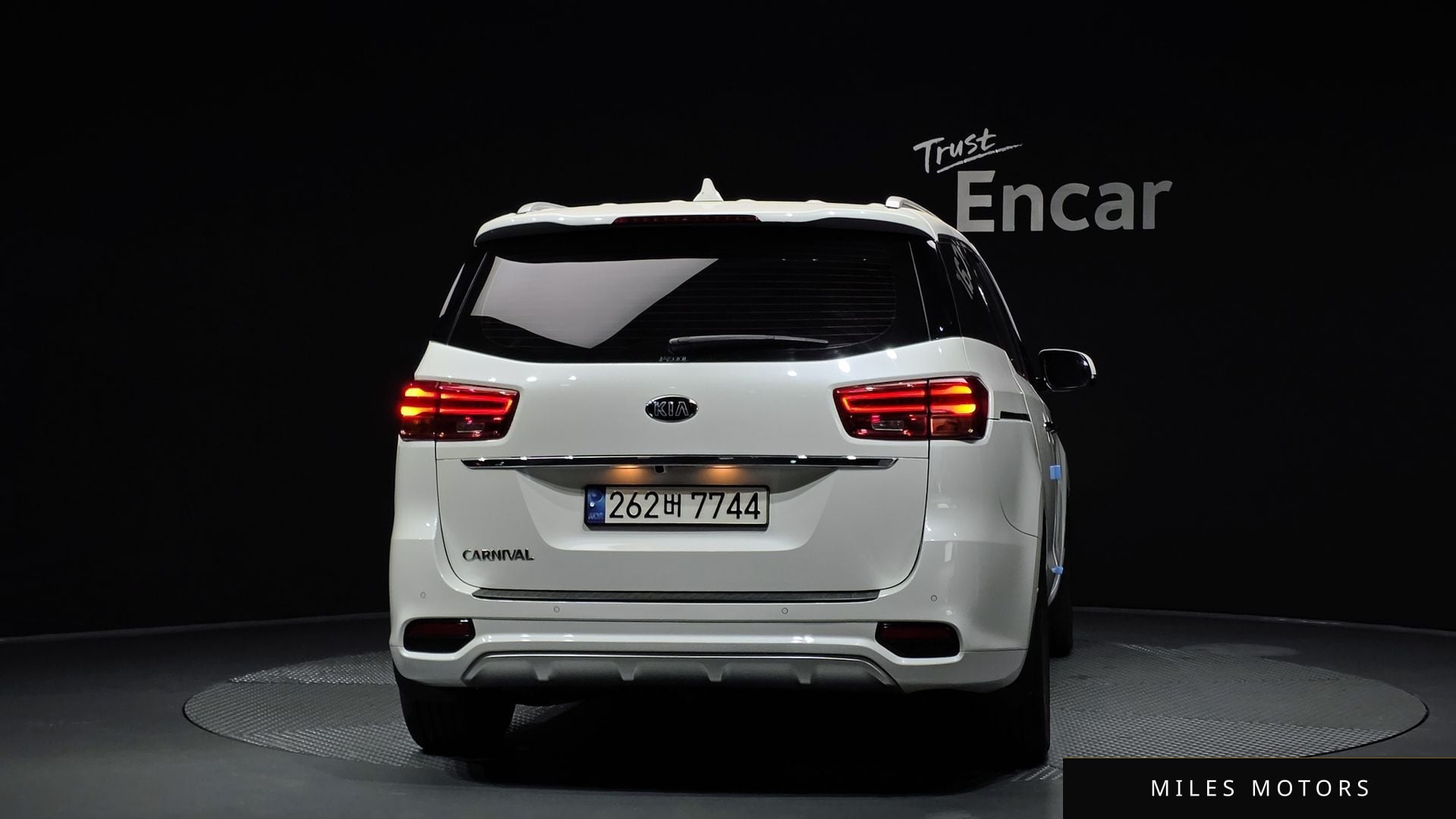 Kia Canival 2019 — миниатюра 4