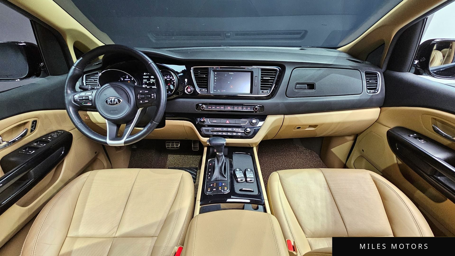 Kia Canival 2018 — миниатюра 10