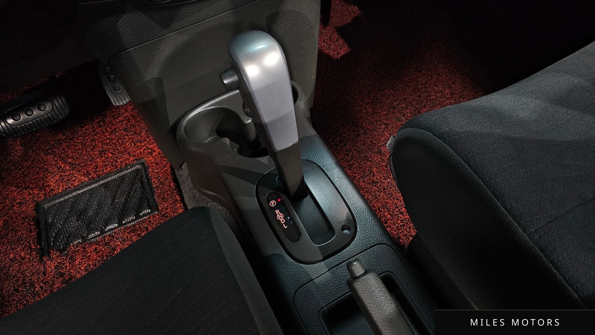 Nissan 큐브 2011 — миниатюра 9
