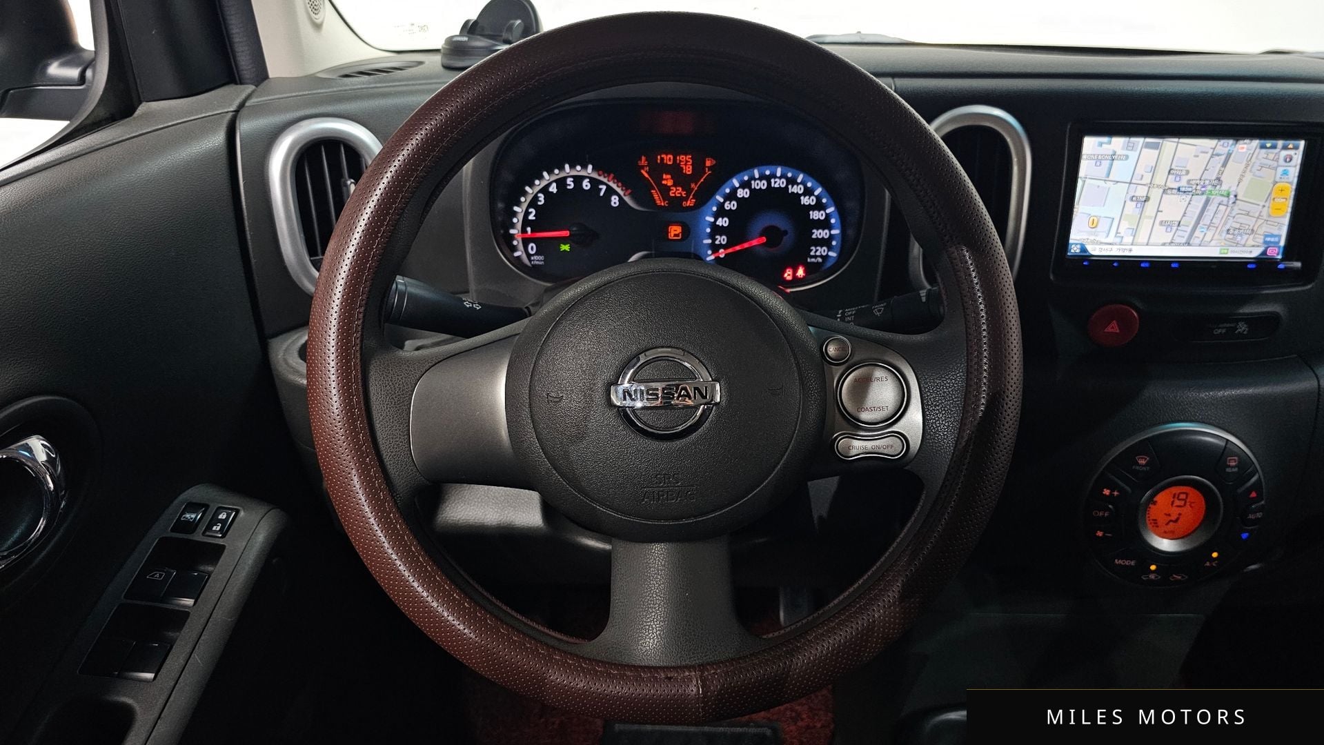 Nissan 큐브 2011 — миниатюра 12