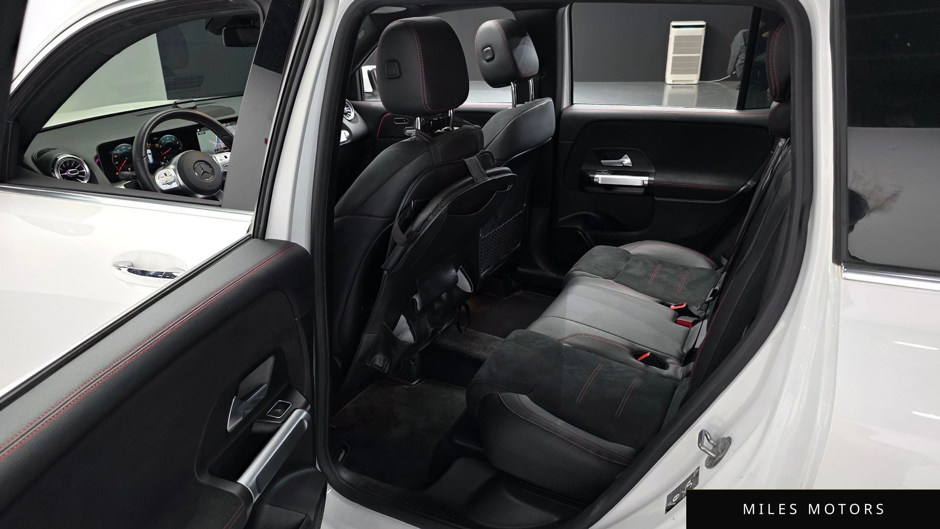 Mercedes-Benz GLB-Class X247 2020 — миниатюра 12