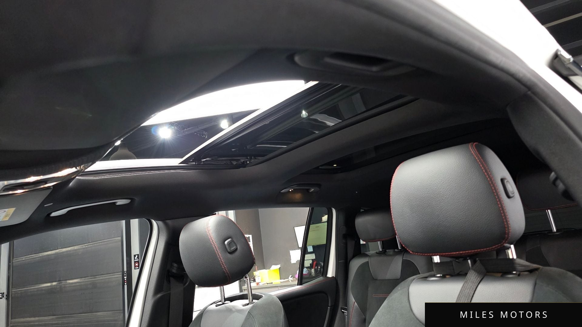 Mercedes-Benz GLB-Class X247 2020 — миниатюра 17