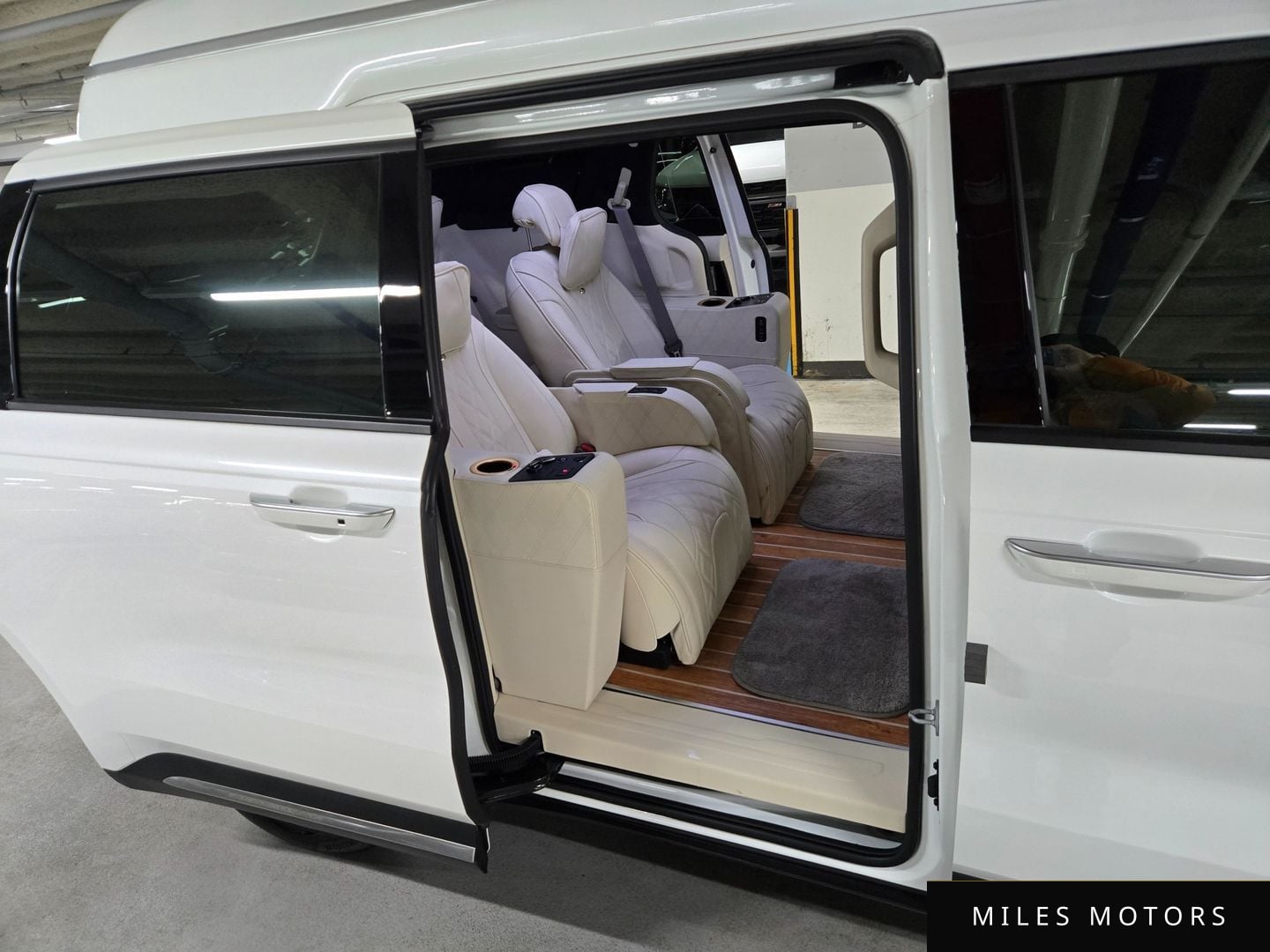 Kia 카니발 2023 — миниатюра 9