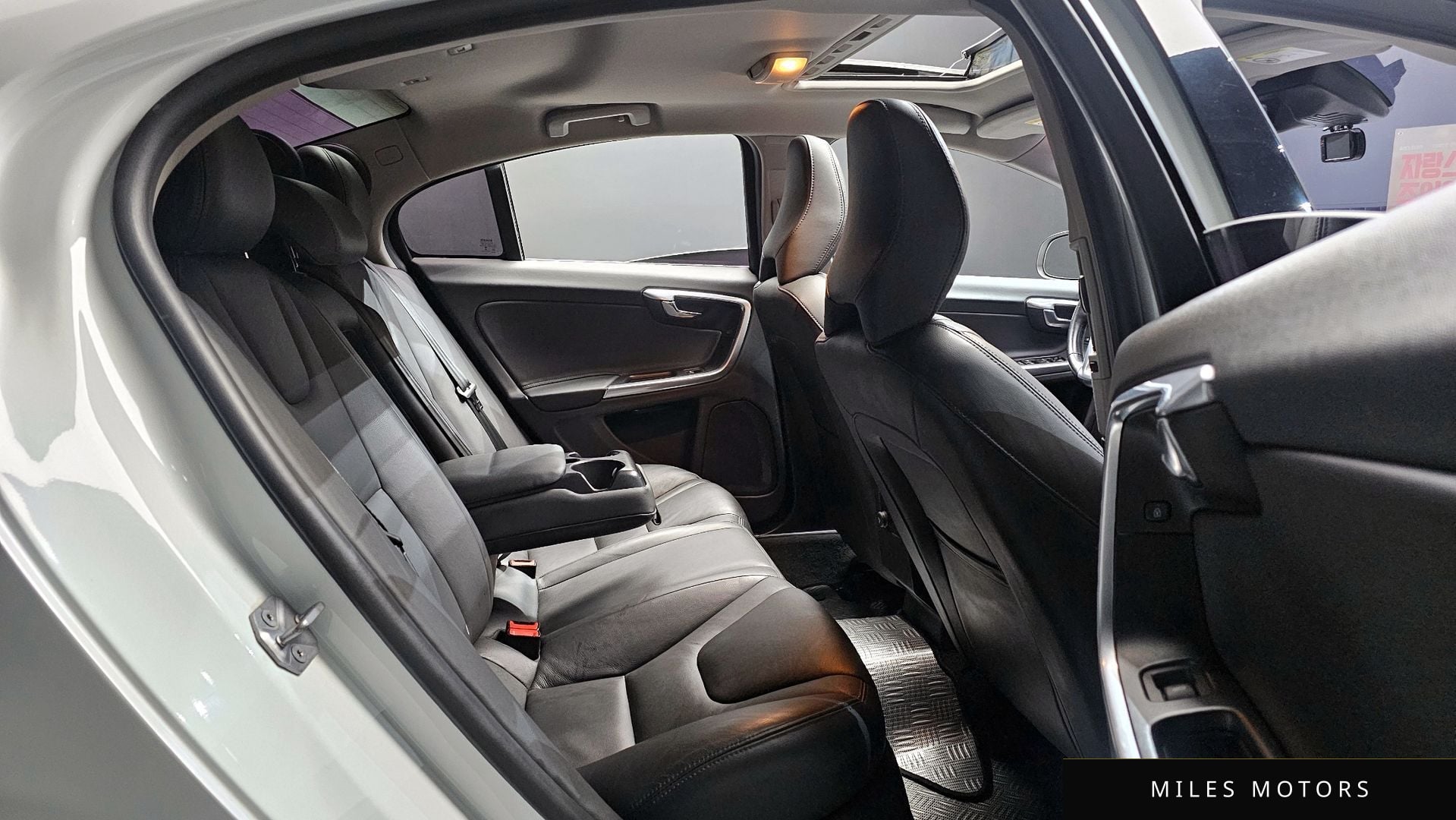 Volvo S60 2015 — миниатюра 11