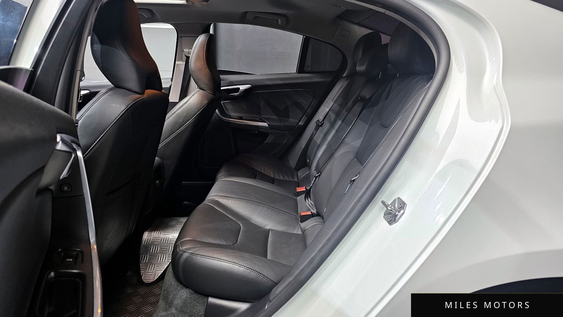 Volvo S60 2015 — миниатюра 12