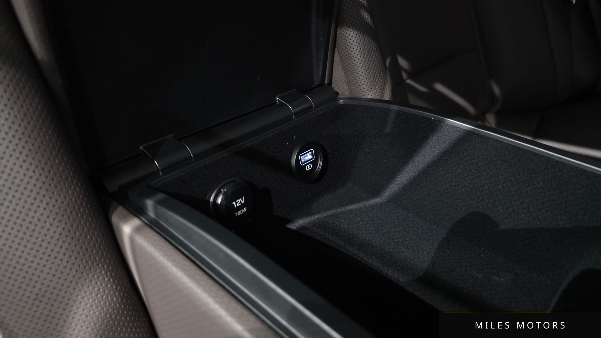 Hyundai 뉴 그랜저 IG 2023 — миниатюра 33