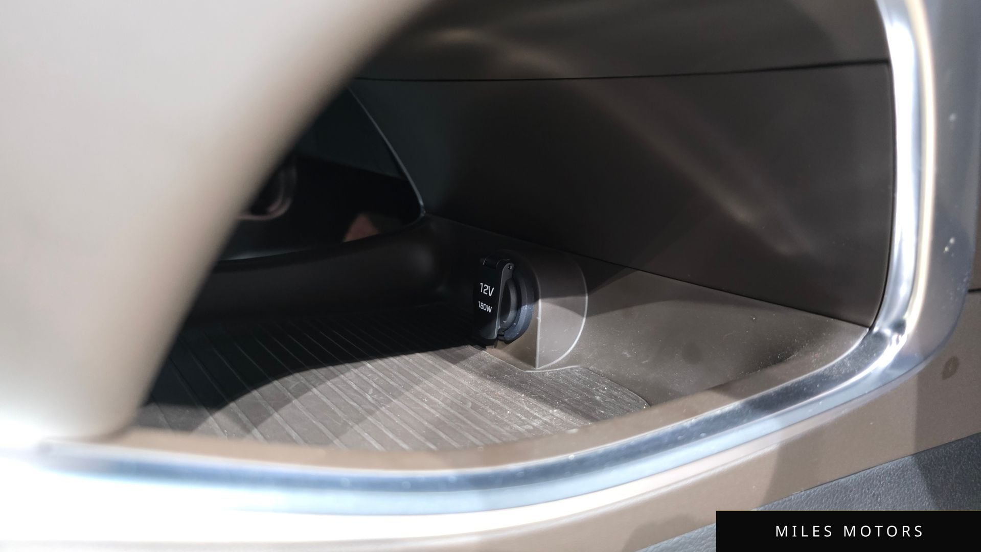 Hyundai 뉴 그랜저 IG 2023 — миниатюра 39