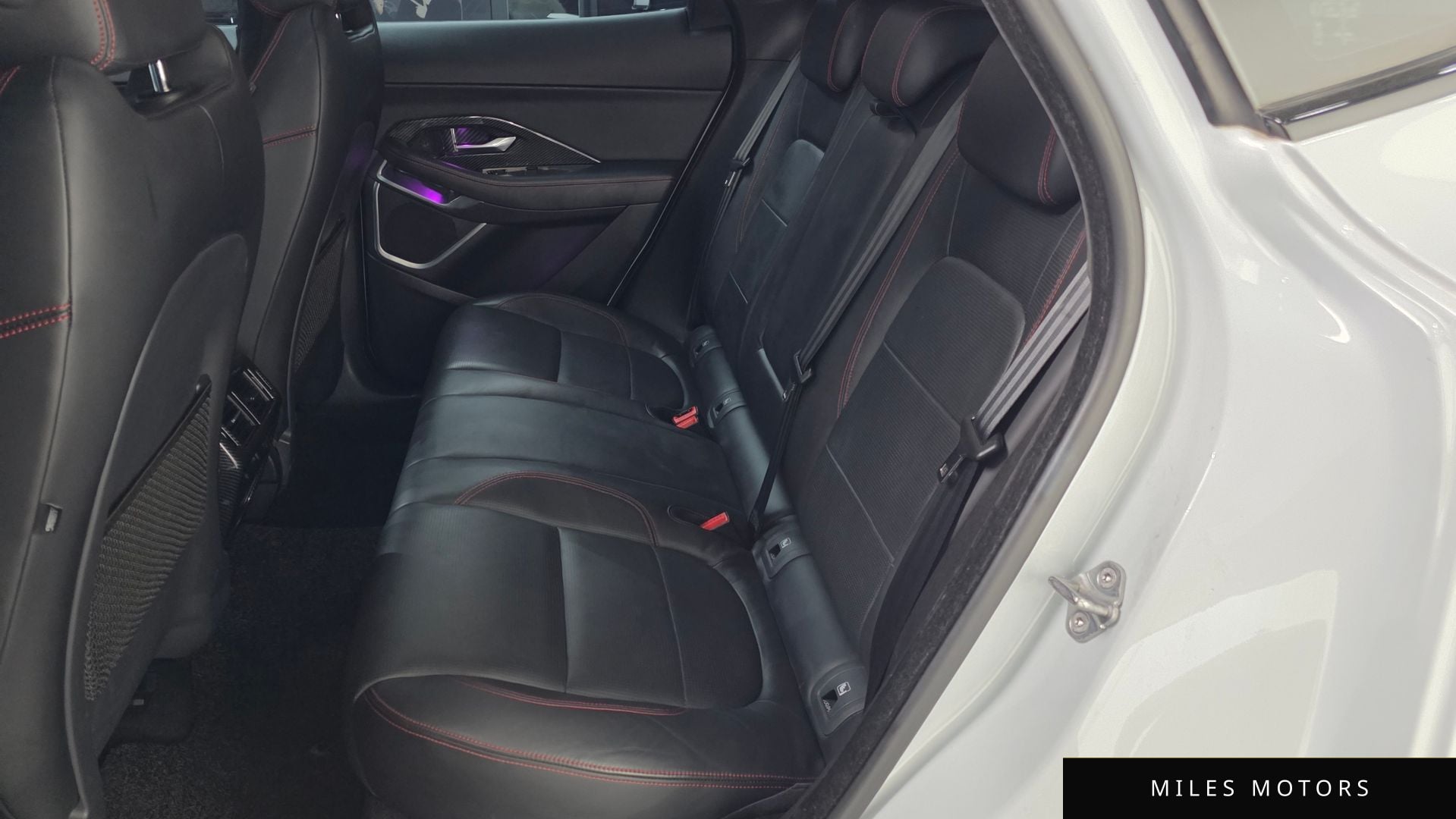 Jaguar E-PACE 2018 — миниатюра 16