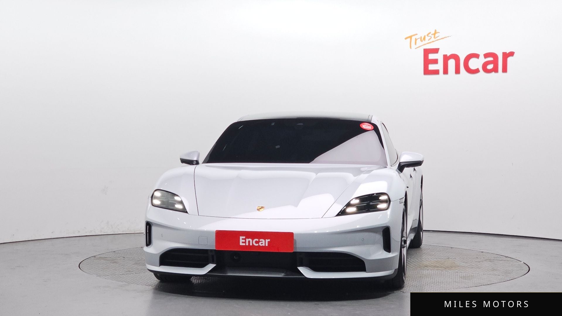 Porsche Taycan 2025 — миниатюра 3