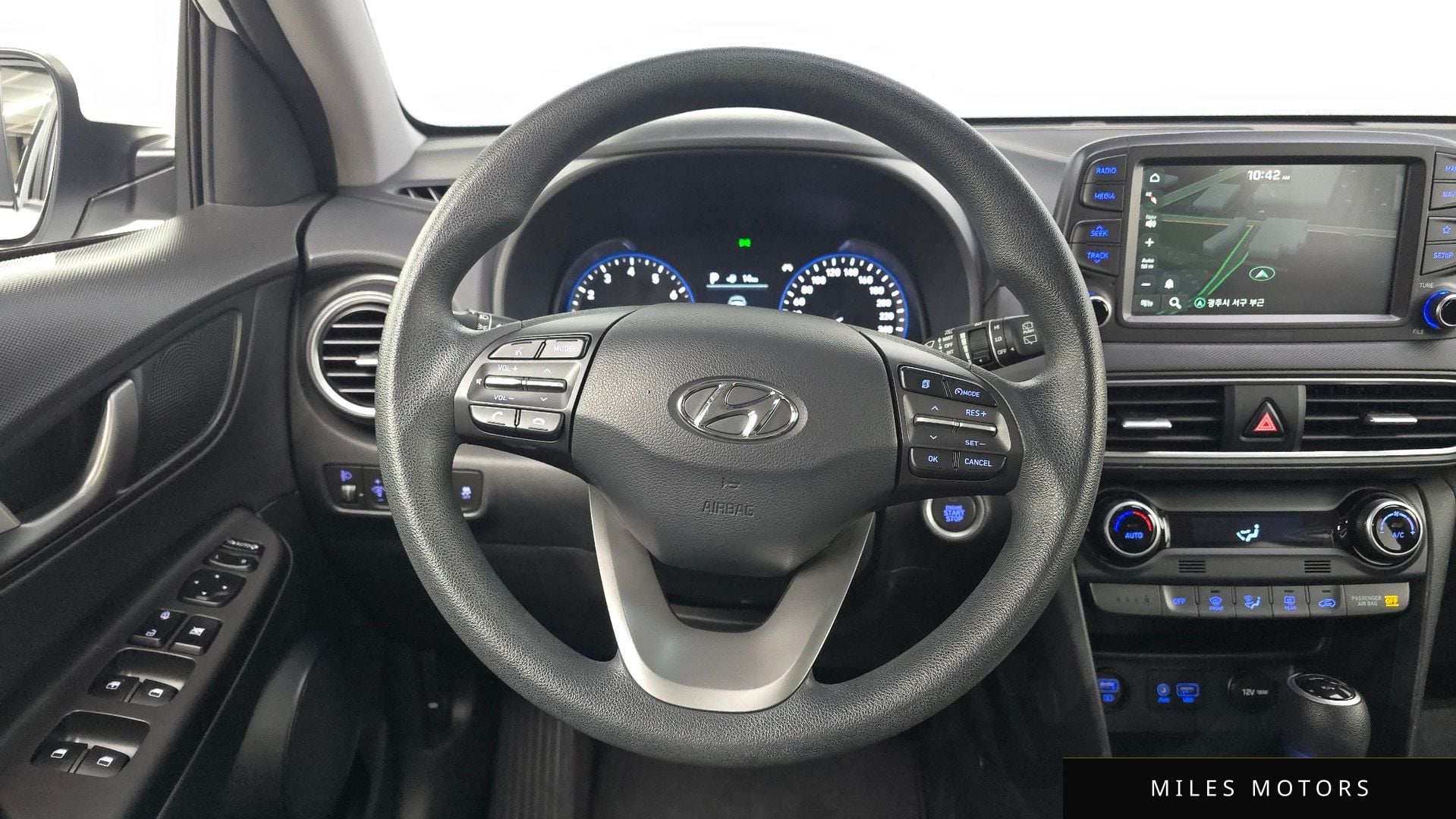 Hyundai Kona 2019 — миниатюра 19