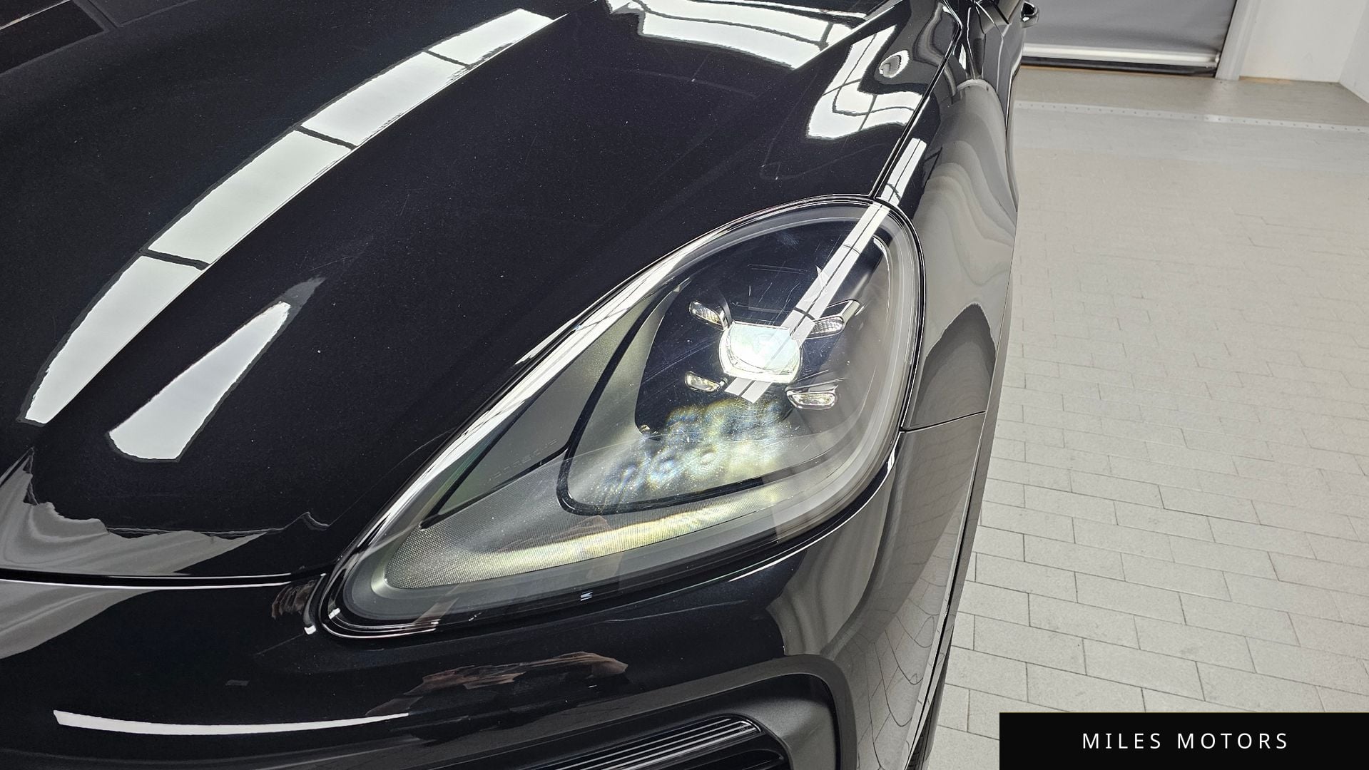 Porsche Cayenne 2023 — миниатюра 8