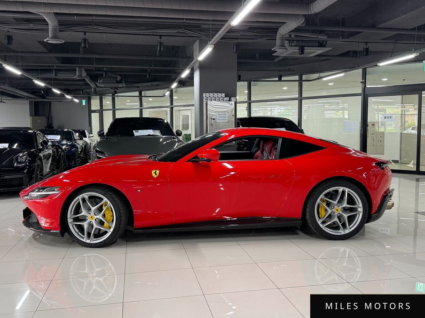 Ferrari Roma 2023 — миниатюра 2