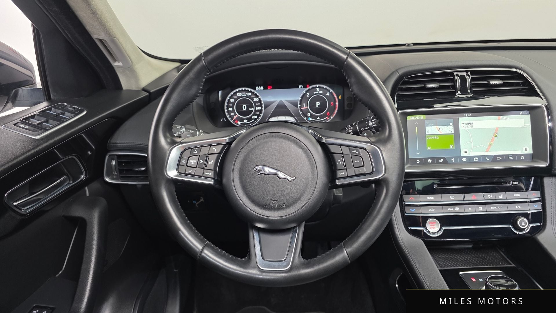 Jaguar F-PACE 2020 — миниатюра 14