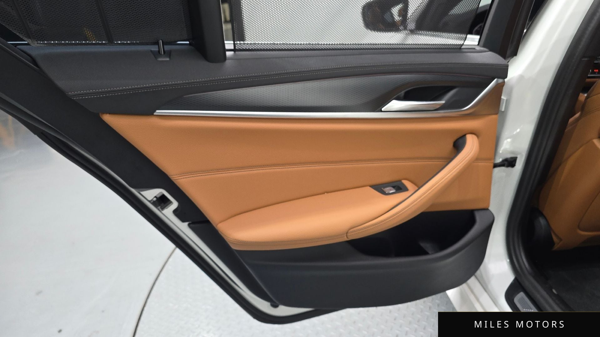 BMW 5 Series (G30) 2023 — миниатюра 15