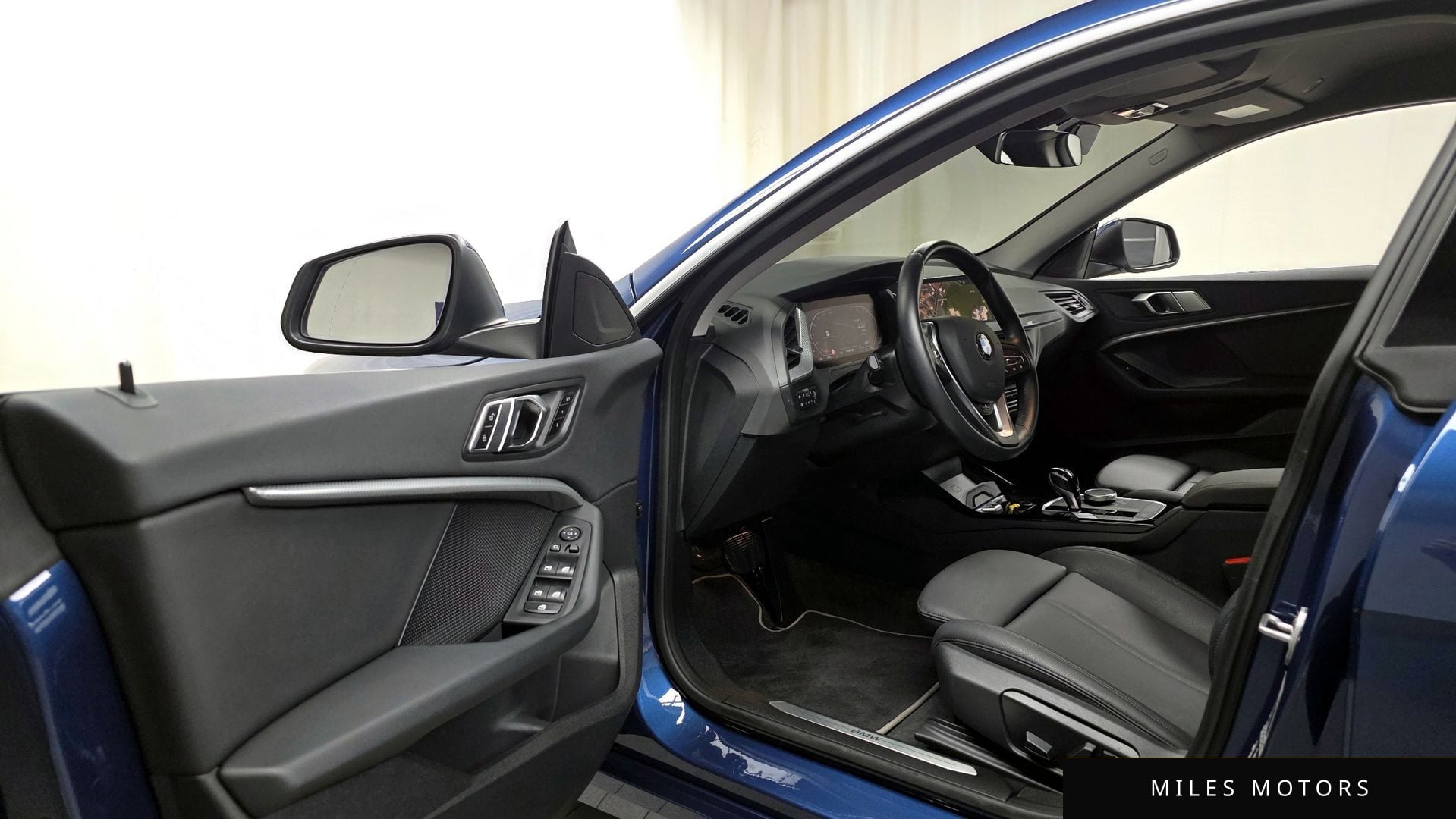 BMW 2-Series 2023 — миниатюра 13