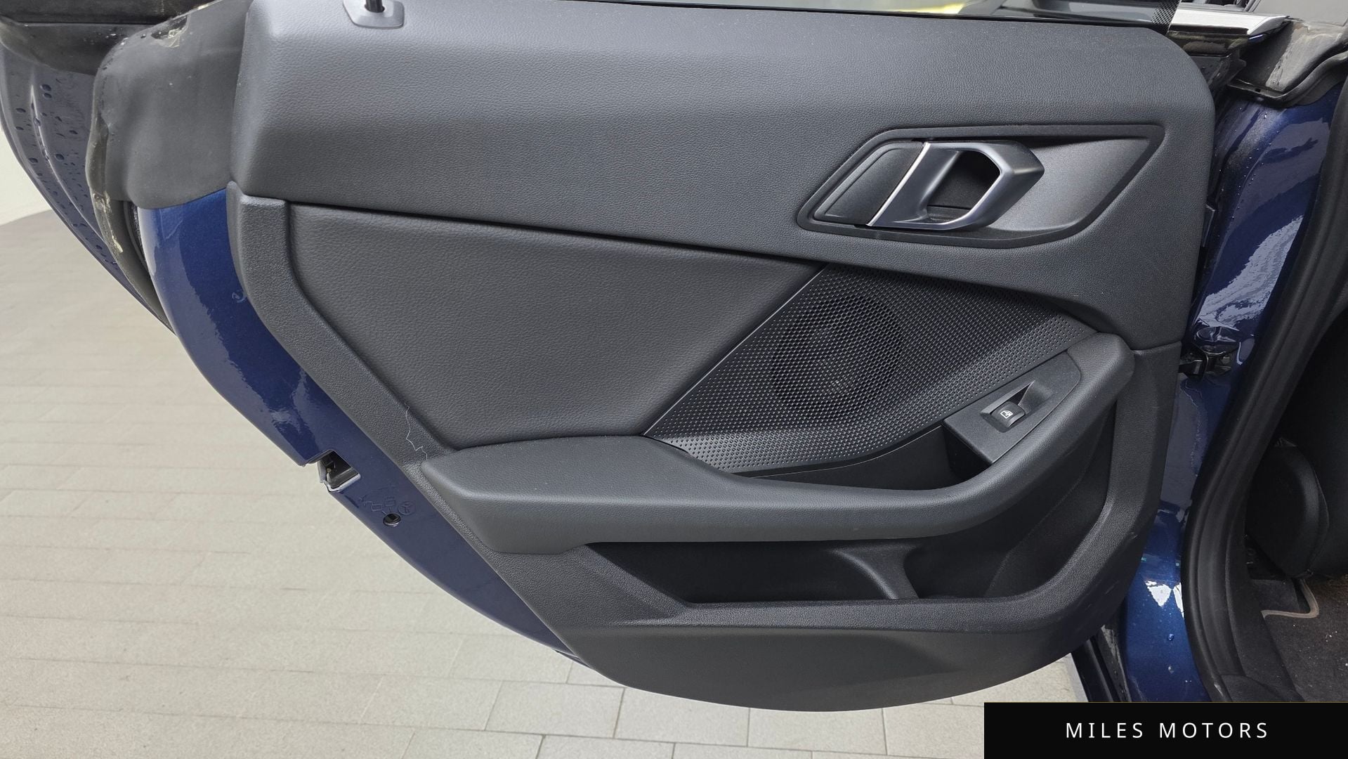BMW 2-Series 2023 — миниатюра 15