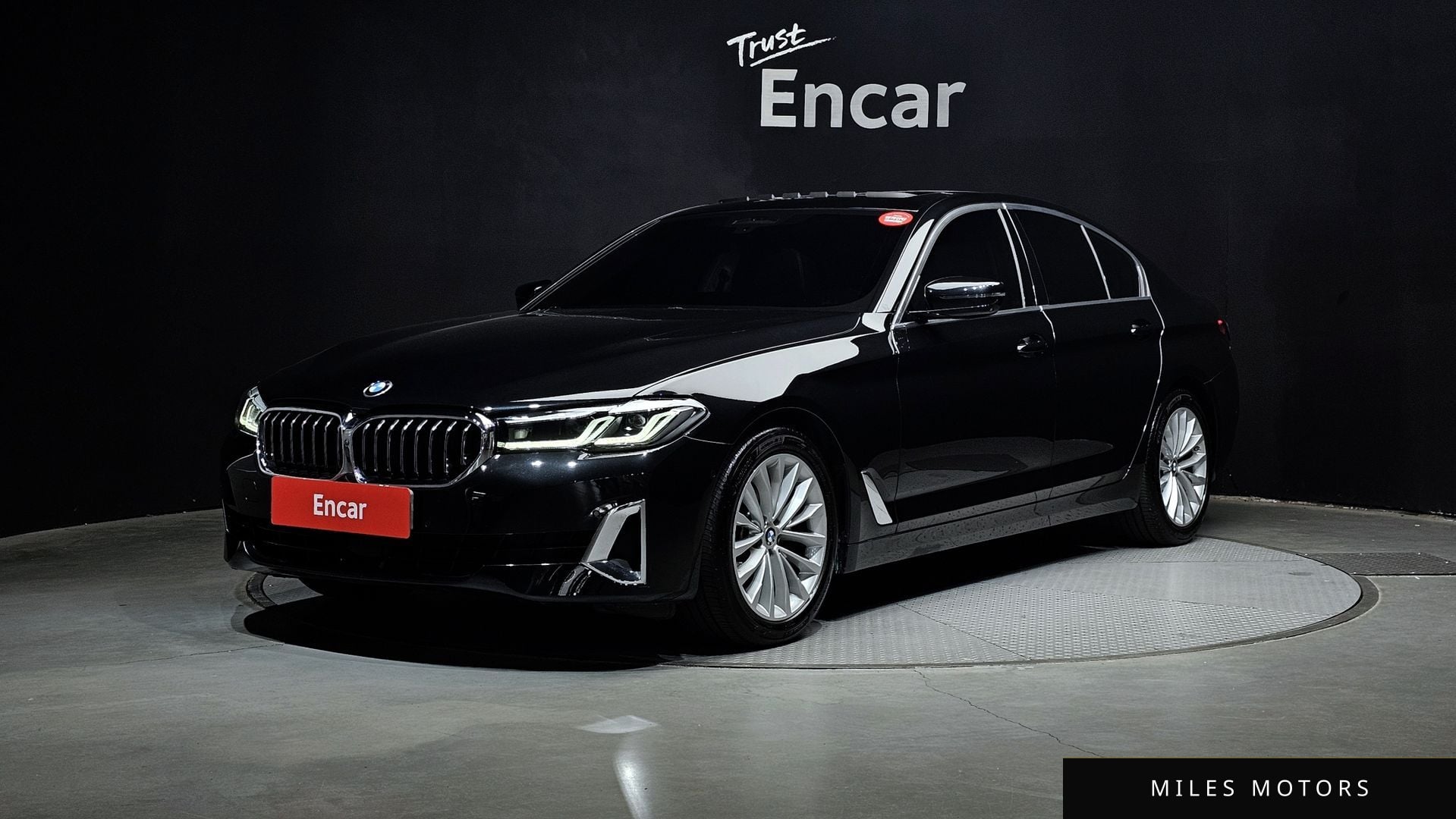 BMW 5 Series (G30) 2021 — фото 1 из 12