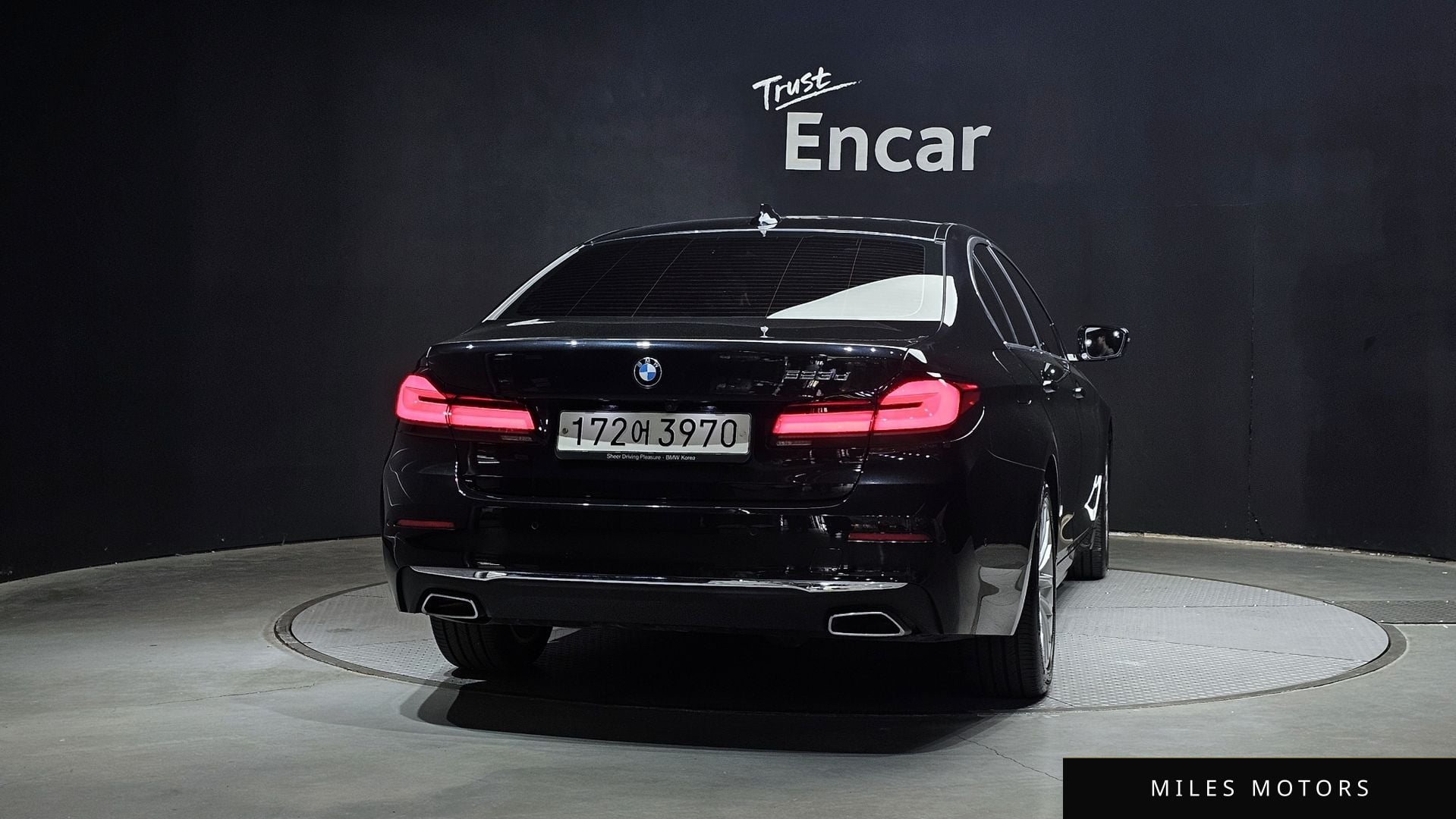 BMW 5 Series (G30) 2021 — миниатюра 4