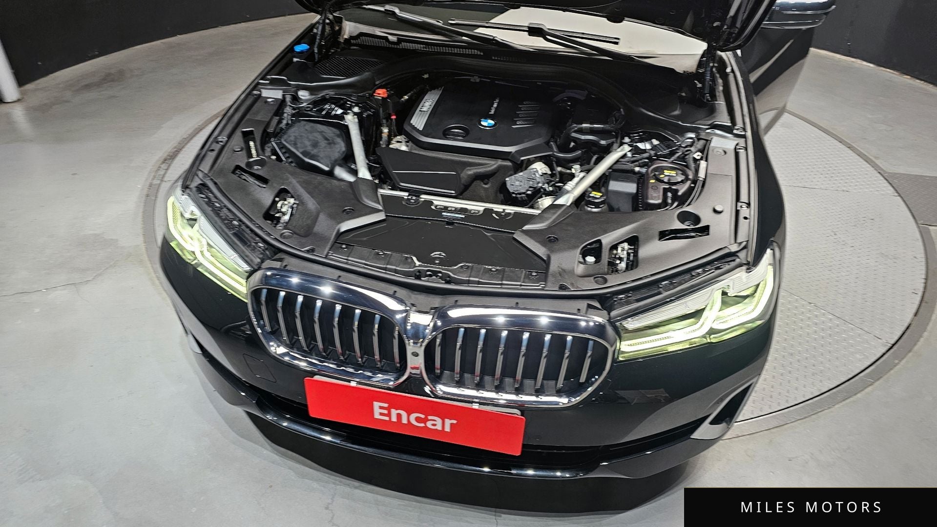 BMW 5 Series (G30) 2021 — миниатюра 6