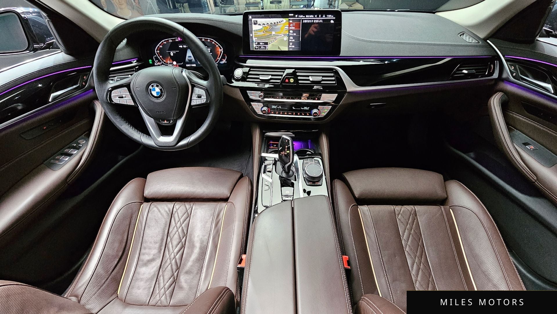 BMW 5 Series (G30) 2021 — миниатюра 10