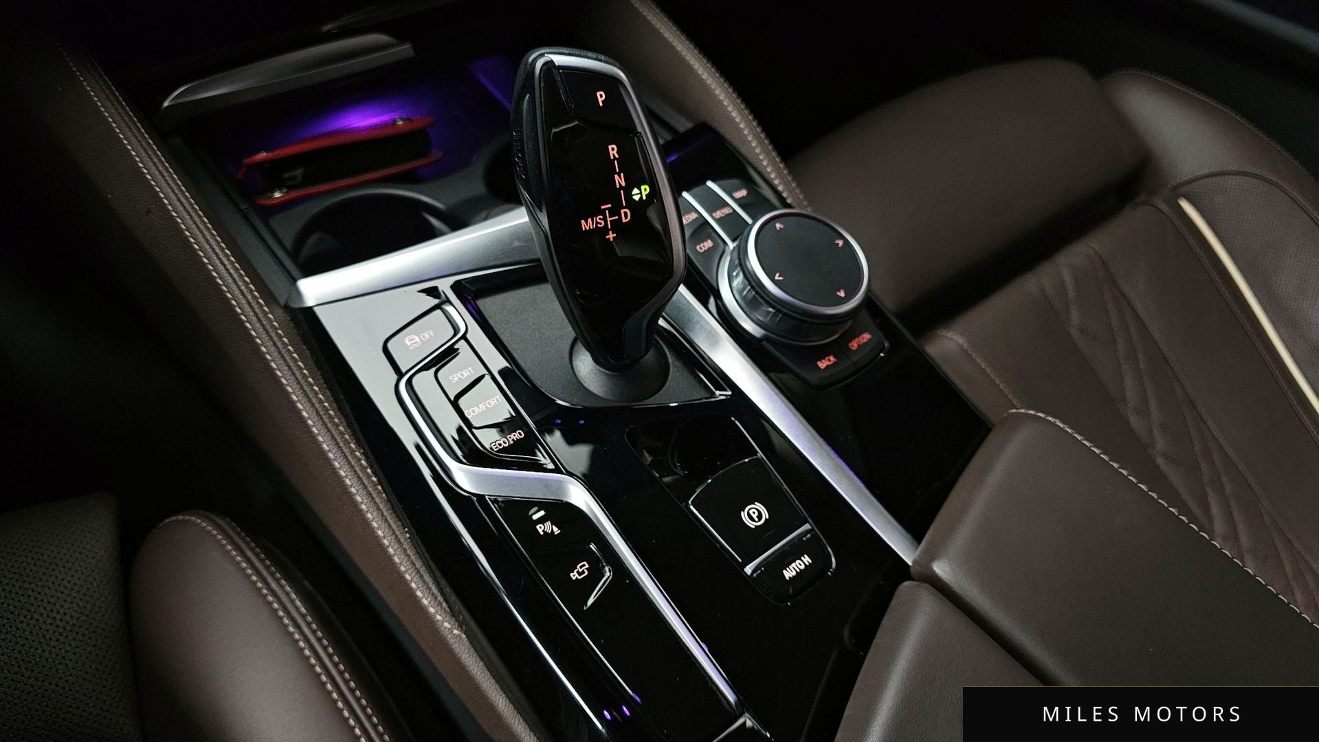 BMW 5 Series (G30) 2021 — миниатюра 12