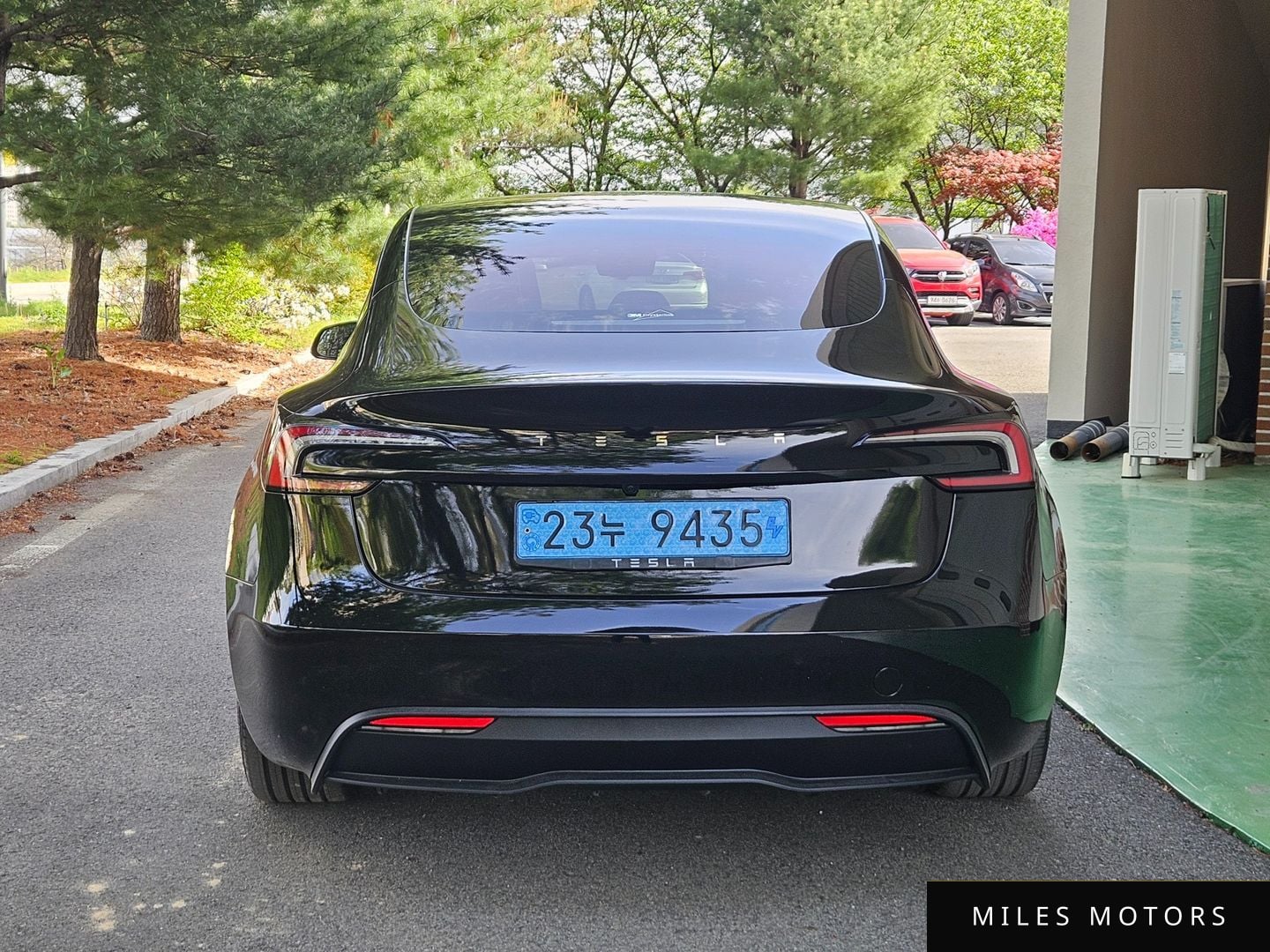 Tesla Model 3 2024 — миниатюра 4