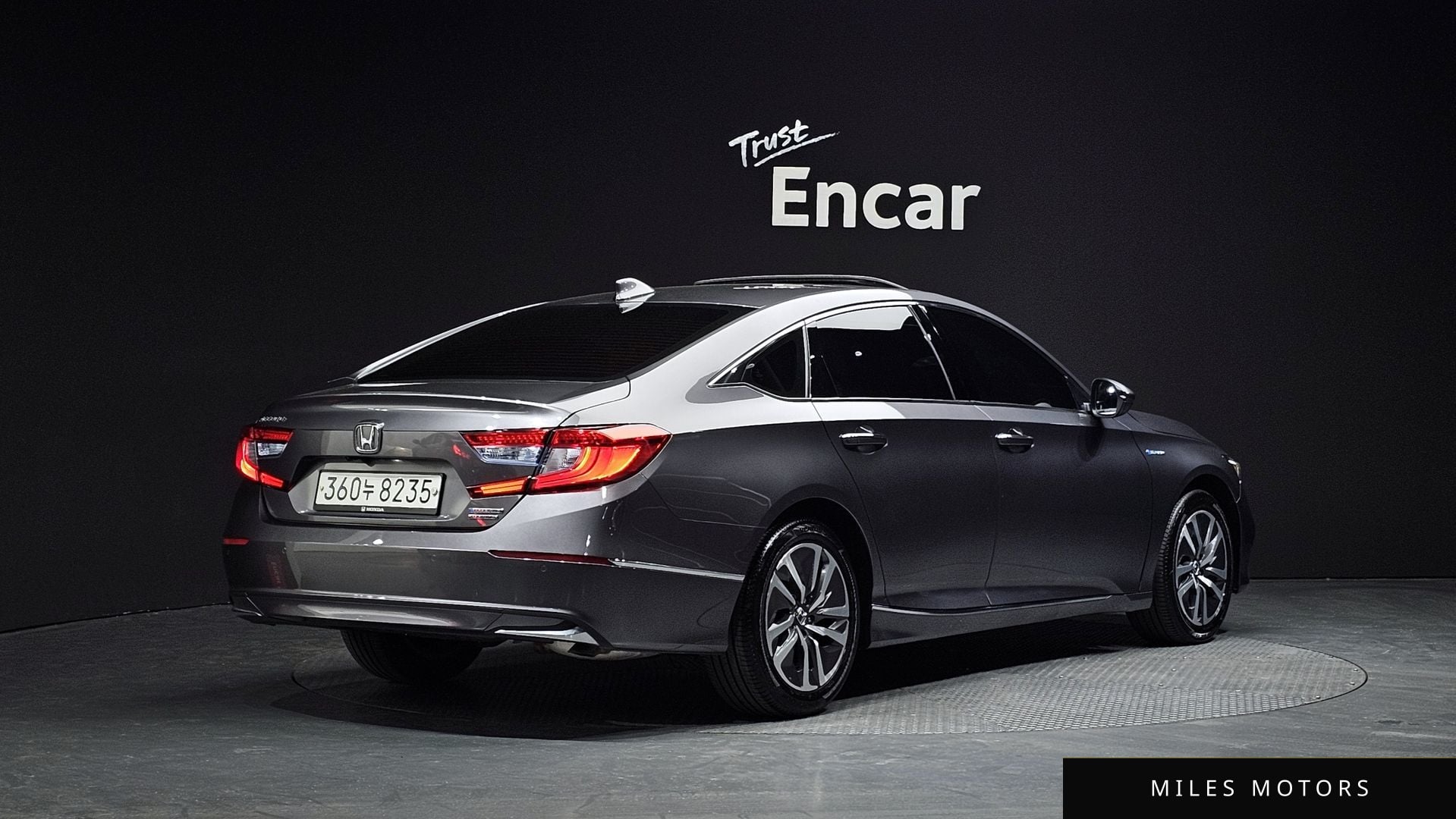Honda Accord 2019 — фото 1 из 12