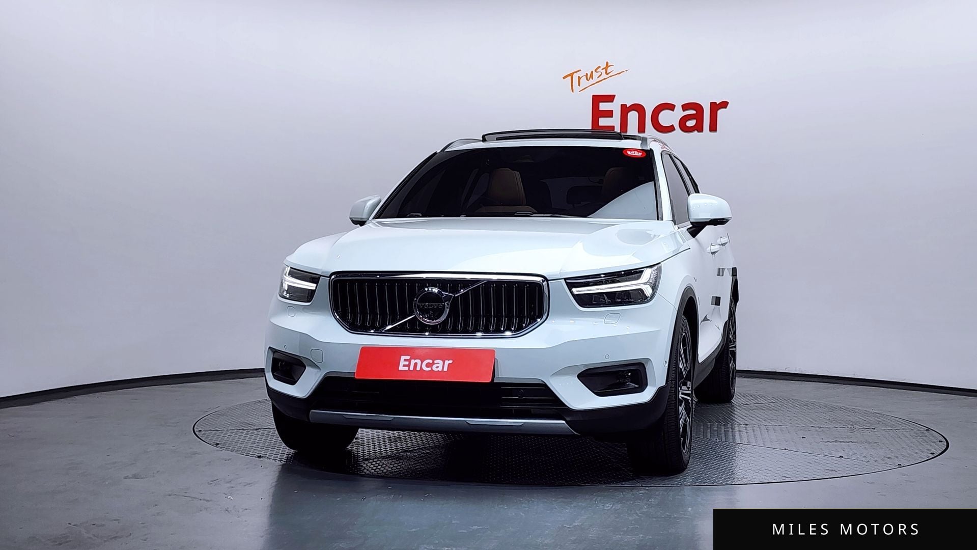 Volvo XC40 2021 — миниатюра 3