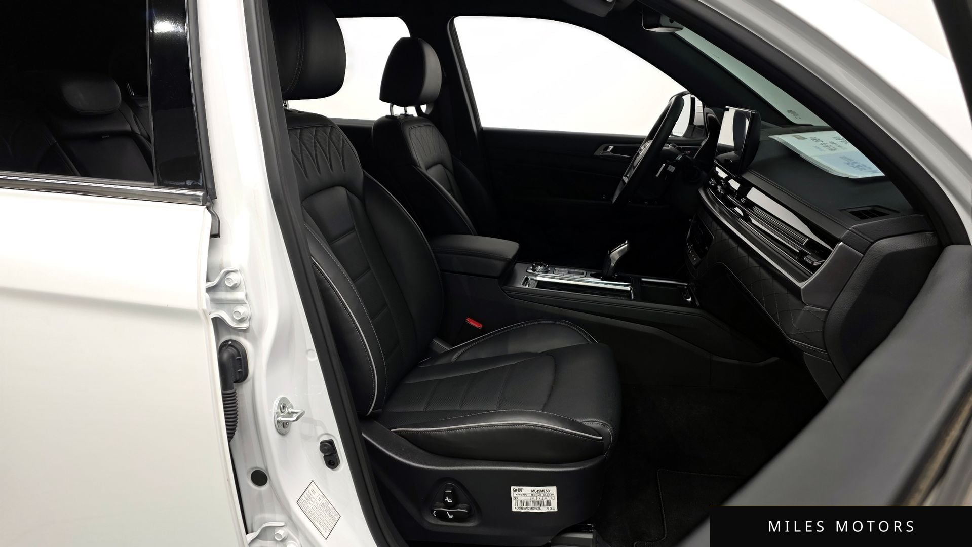 KG Mobility Rexton 2024 — миниатюра 16