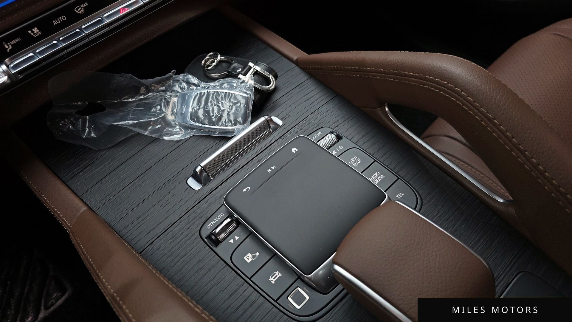 Mercedes-Benz GLE-클래스 W167 2025 — миниатюра 24