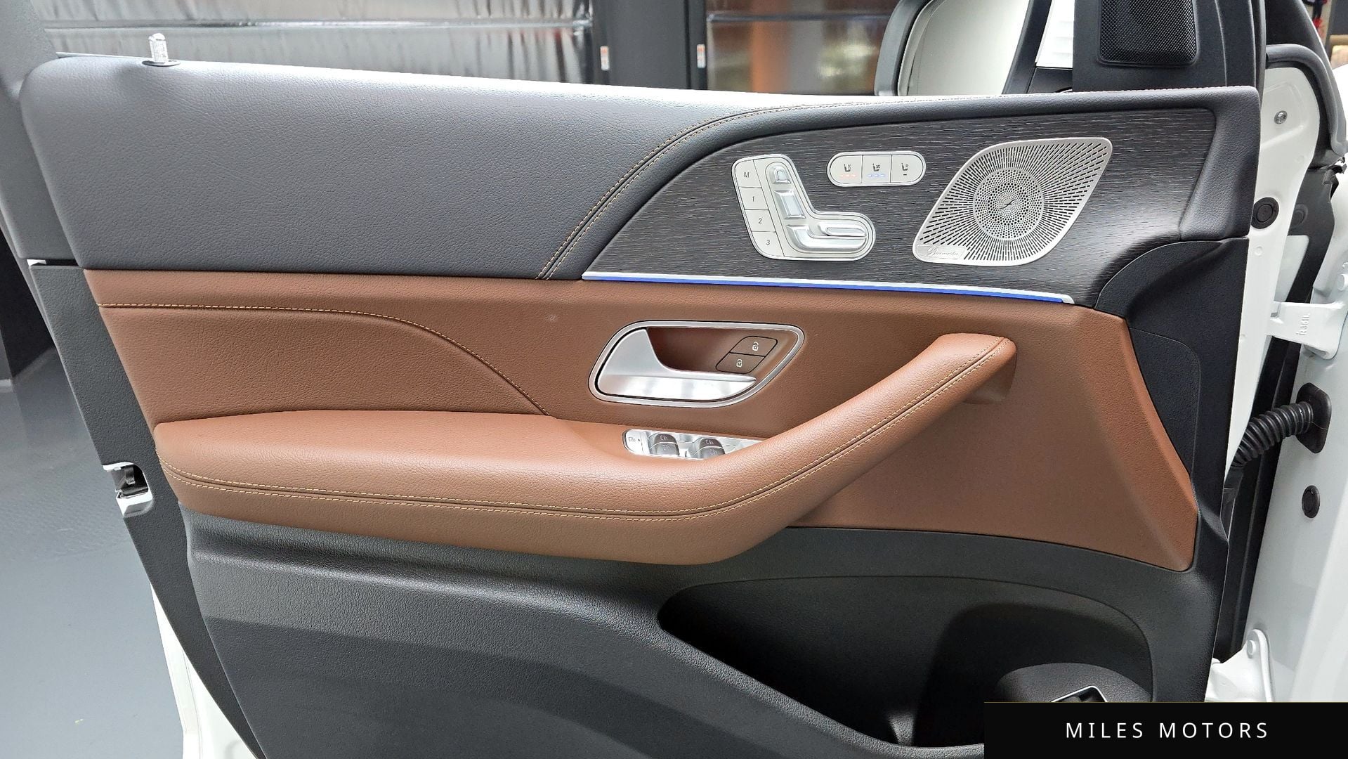 Mercedes-Benz GLE-클래스 W167 2025 — миниатюра 14