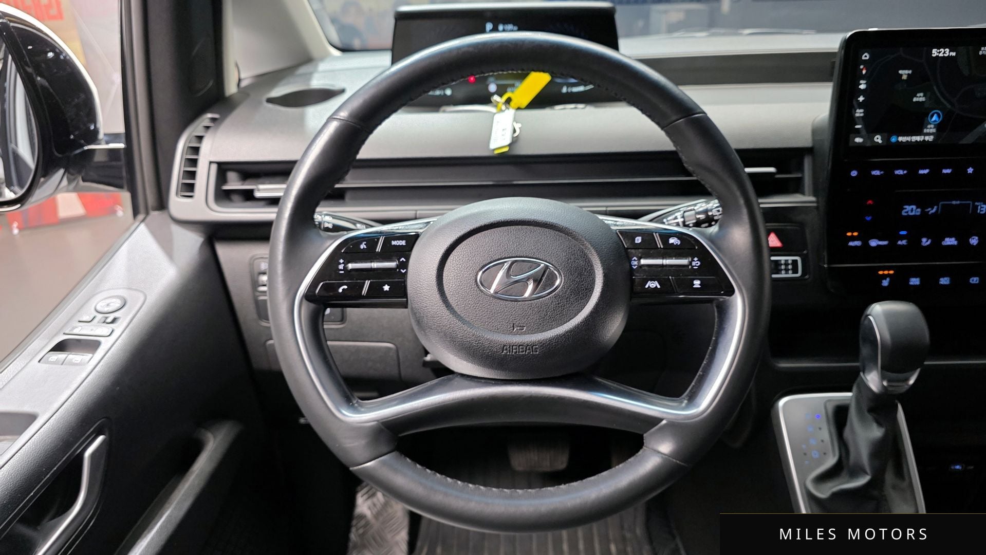 Hyundai Staria 2022 — миниатюра 19