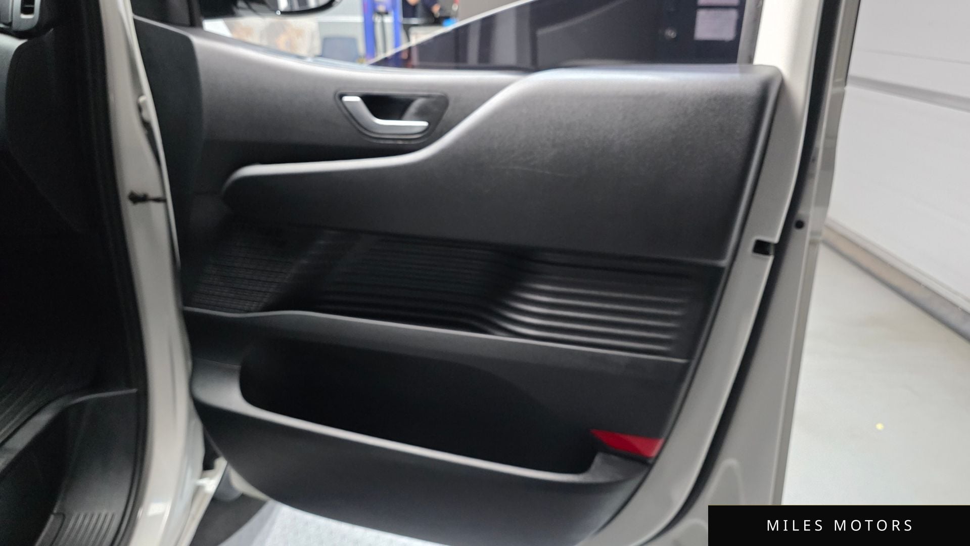 Hyundai Staria 2022 — миниатюра 15