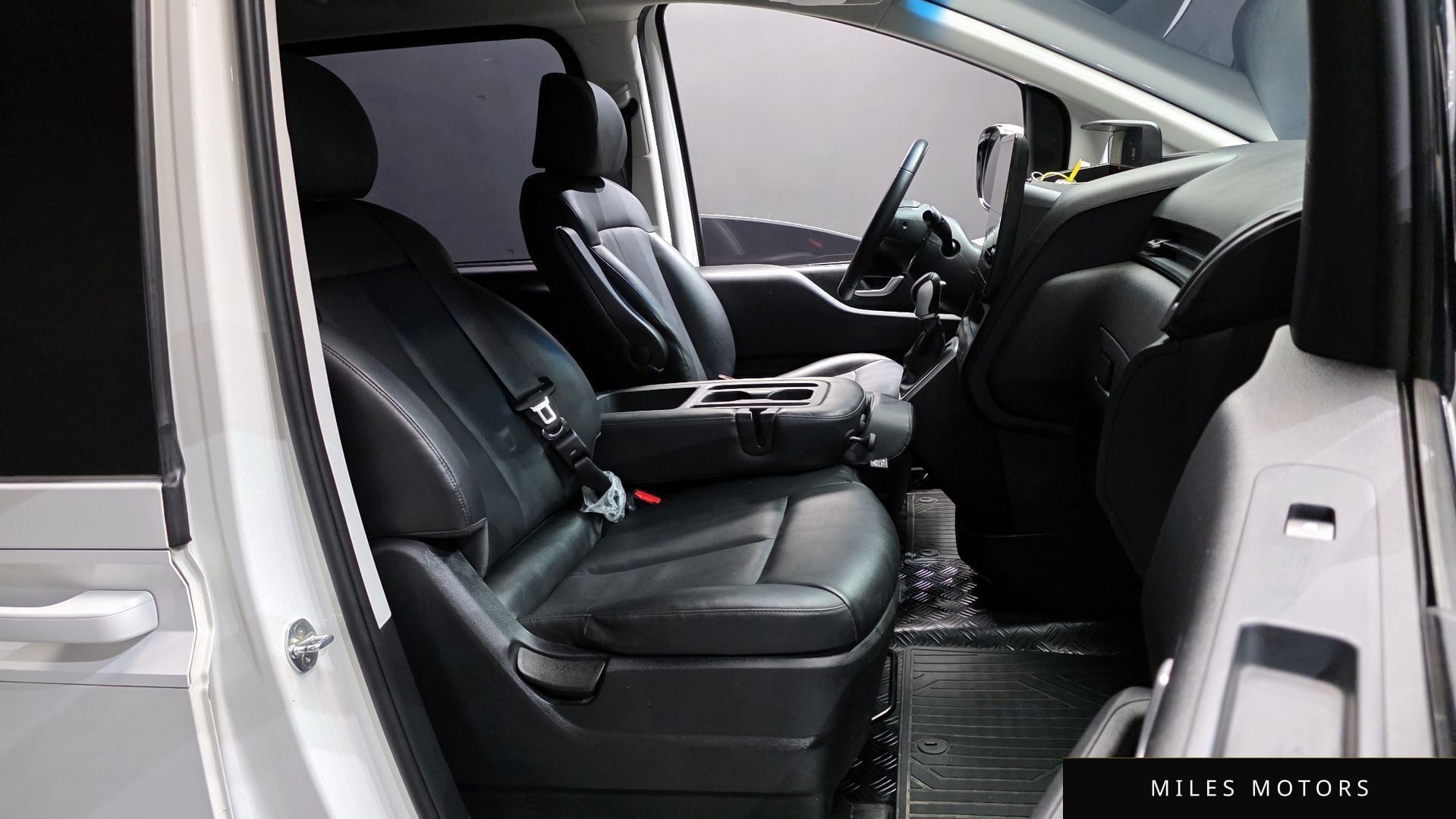 Hyundai Staria 2022 — миниатюра 16