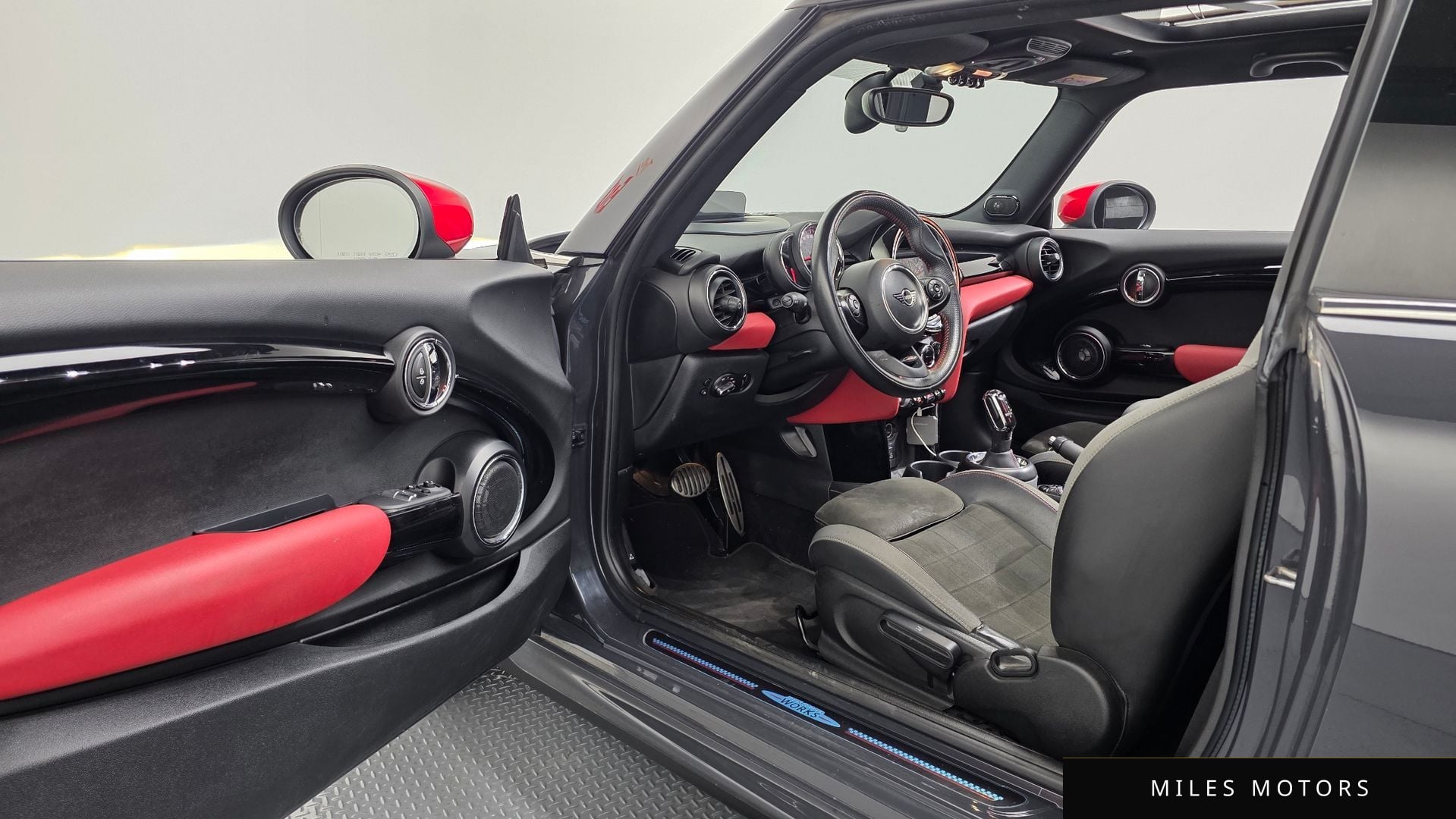 MINI Cooper S 2020 — миниатюра 10