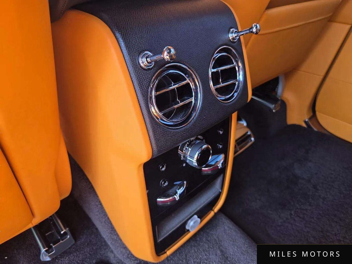 Rolls-Royce Cullinan 2022 — миниатюра 9