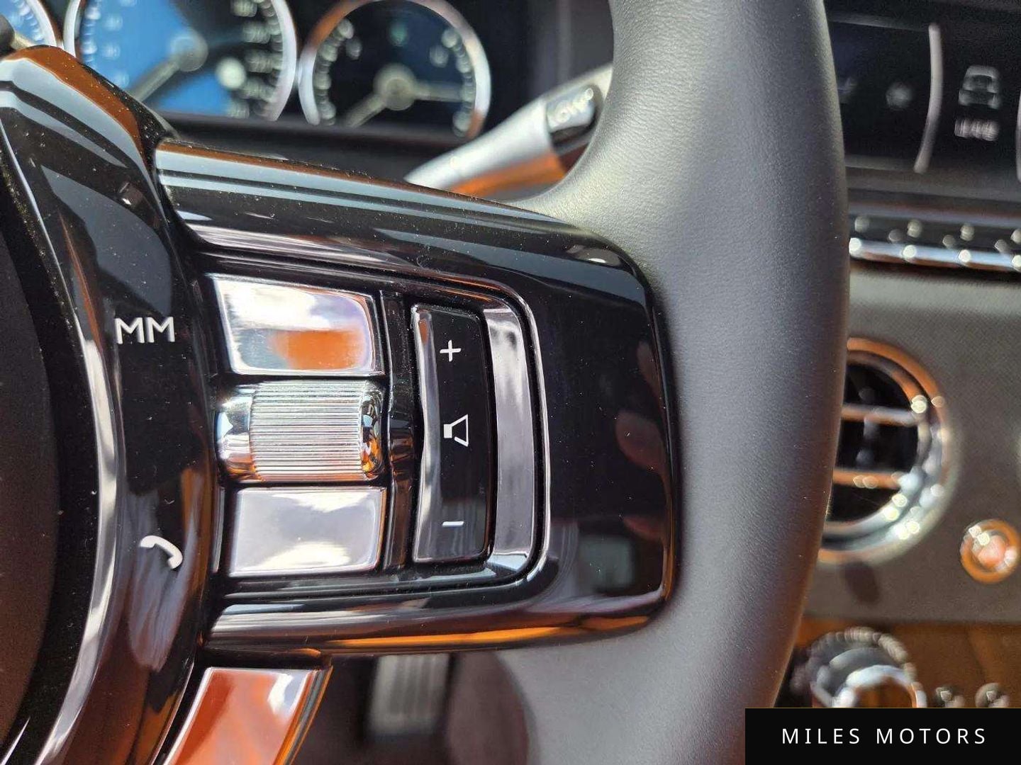 Rolls-Royce Cullinan 2022 — миниатюра 13