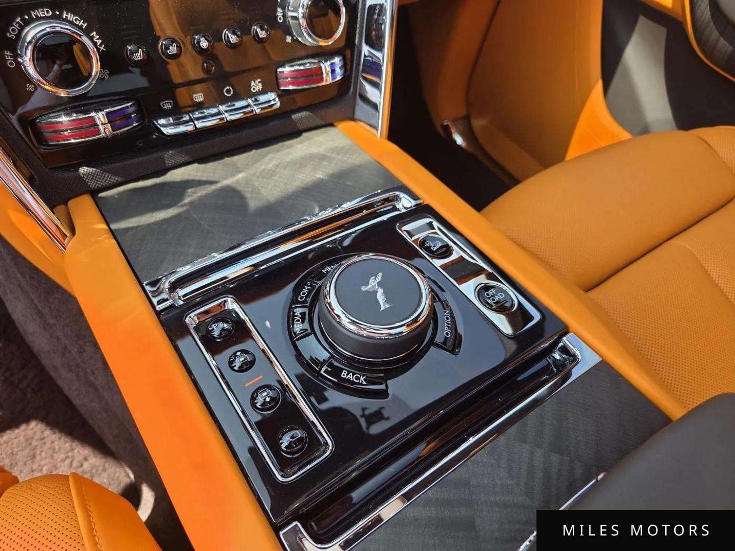 Rolls-Royce Cullinan 2022 — миниатюра 15