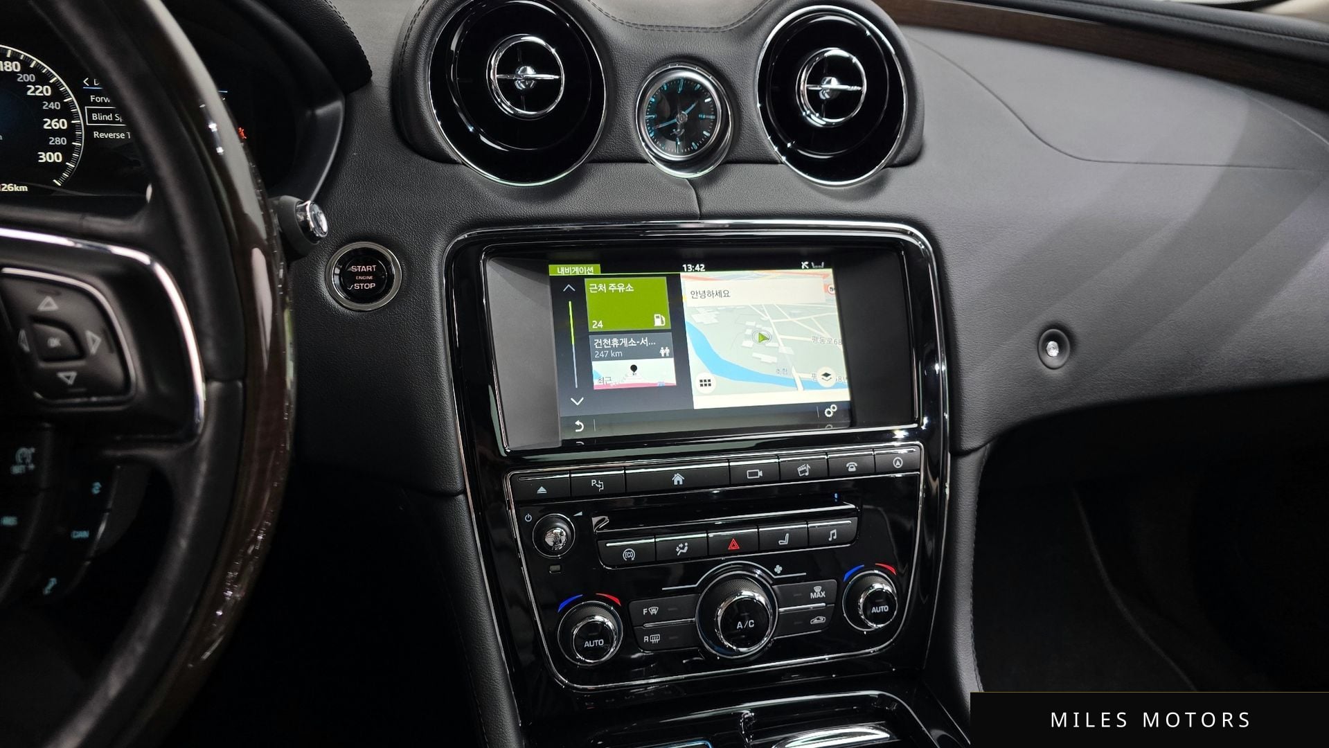 Jaguar All New XJ 2016 — миниатюра 13