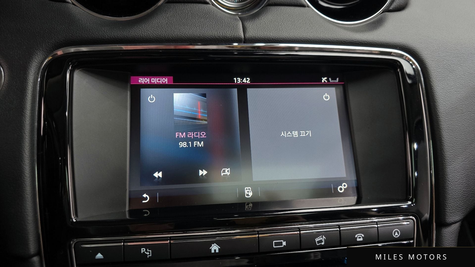 Jaguar All New XJ 2016 — миниатюра 17