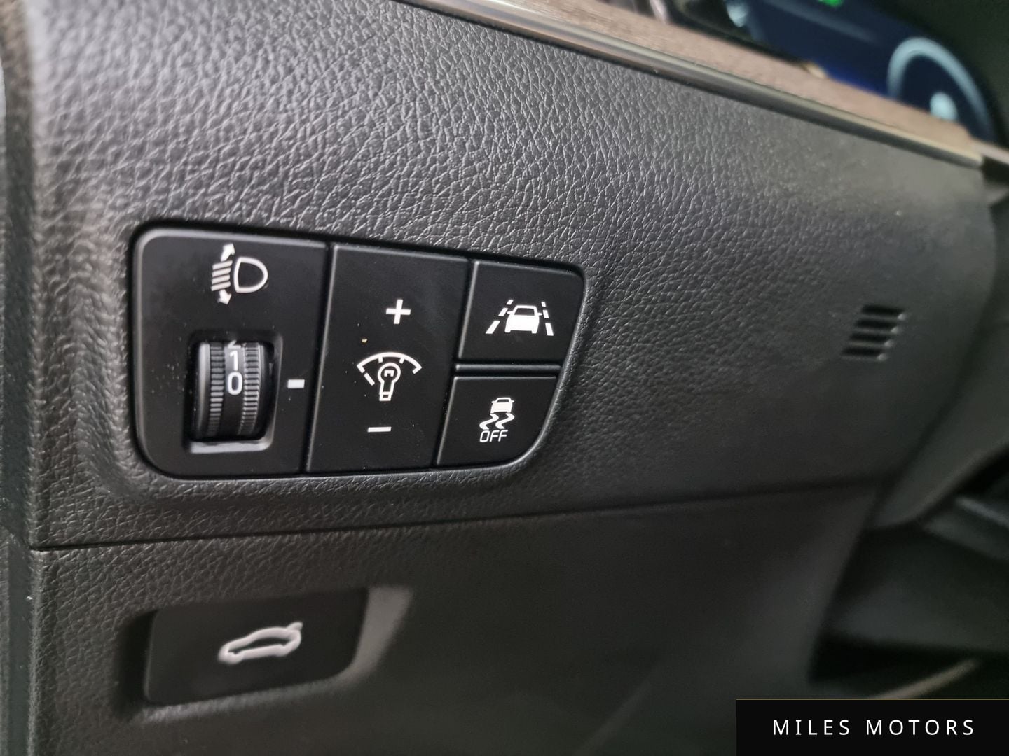 Kia K5 2022 — миниатюра 16