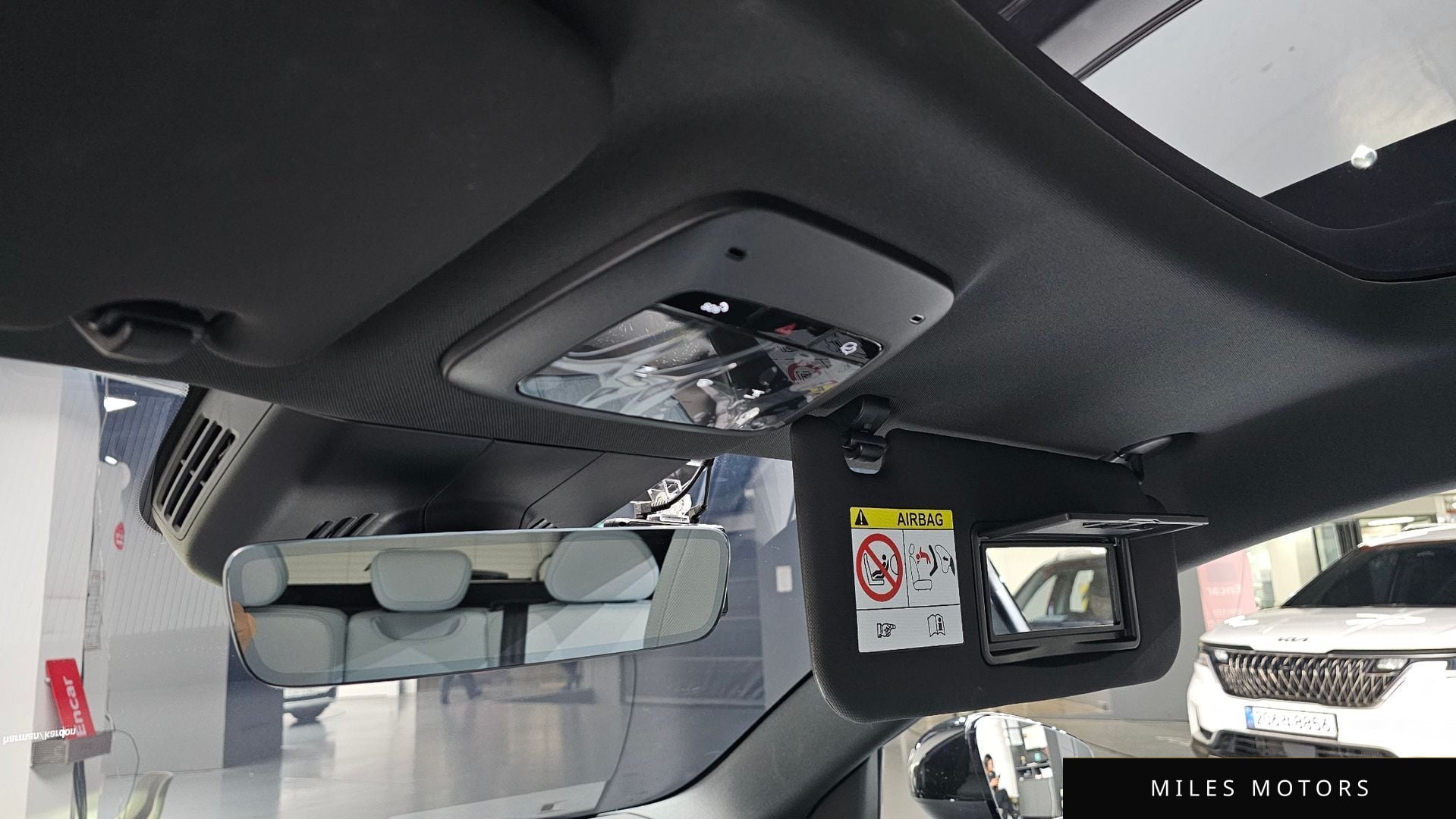 Volvo EX30 2025 — миниатюра 25