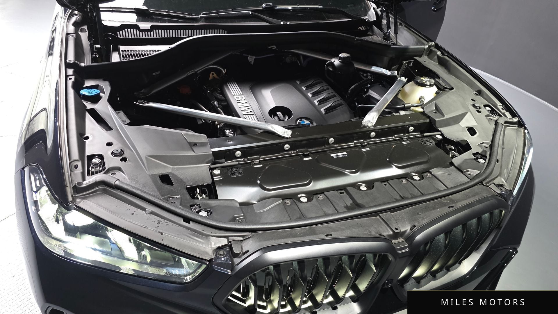 BMW X6 (G06) 2025 — миниатюра 6